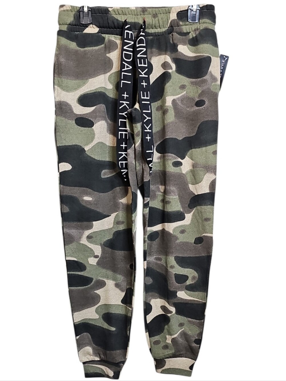 🆕️Kendall + Kaylie Camouflage Joggers. Women's Size: Medium.